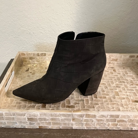 Jeffrey Campbell Grey Croc Suede Pointed Toe Ankle Booties - Picture 7 of 10